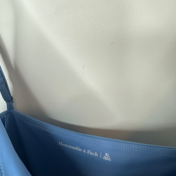 Abercrombie & Fitch Traveller Mini Dress NWOT Activewear Bestseller XL - Picture 2 of 8